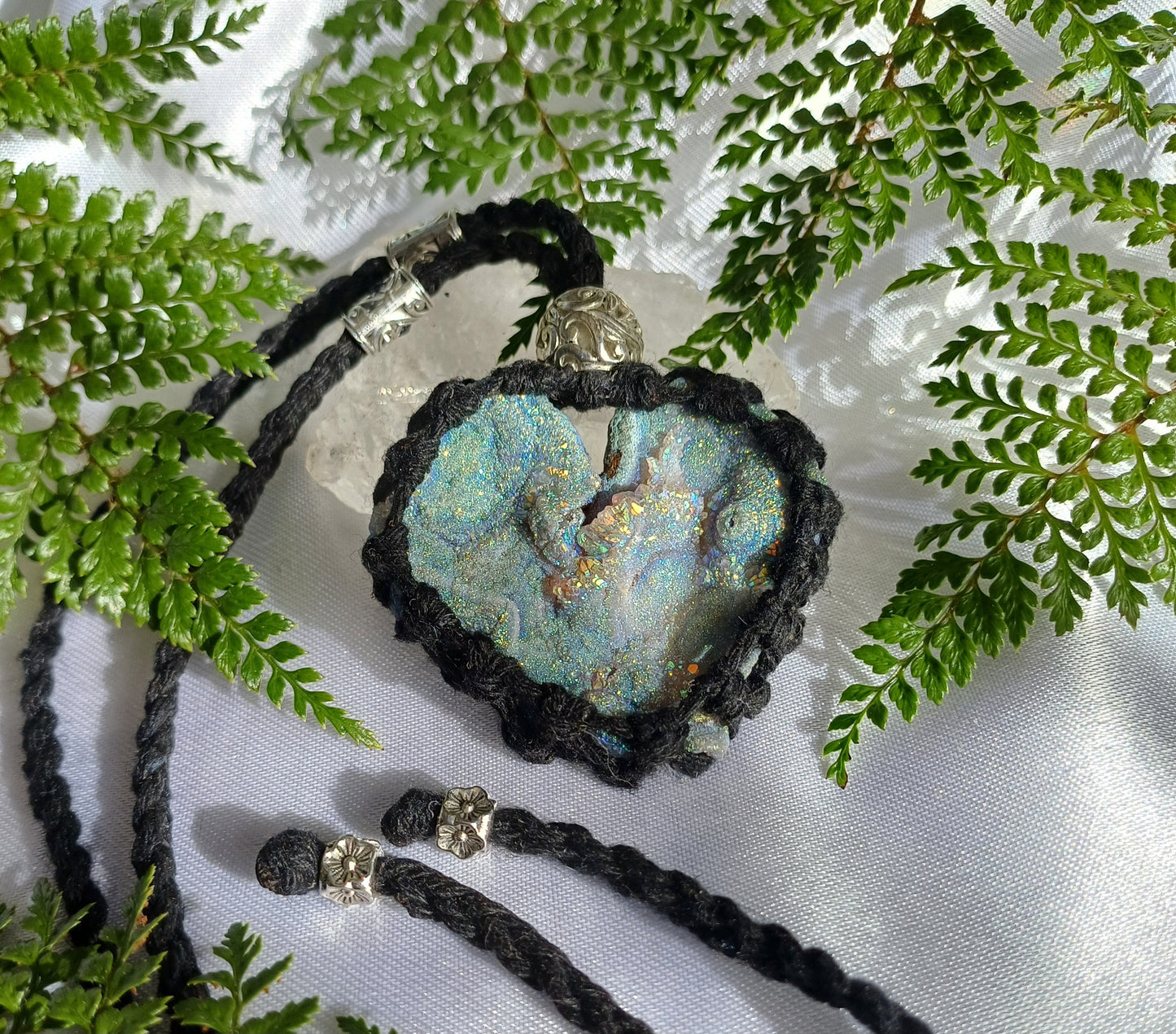 Aura Druzy Macrame