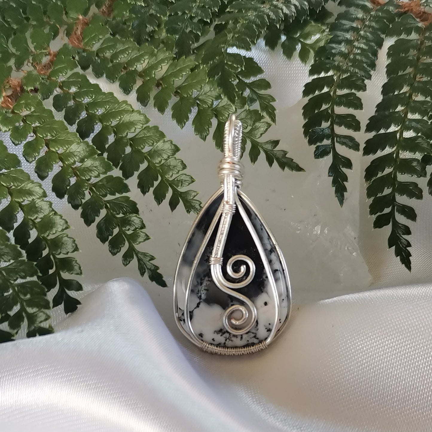 Dendritic Agate Pendant