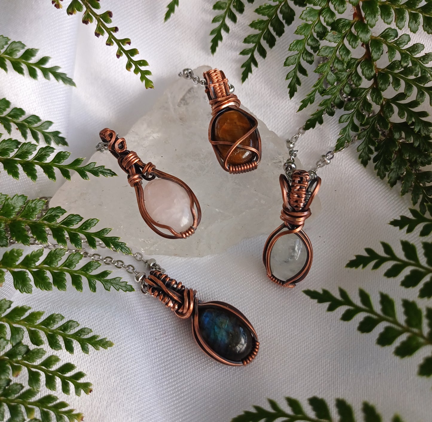 Mini Crystal Pendant - Tiger Eye