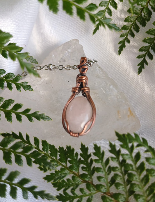 Mini Crystal Pendant - Rose Quartz