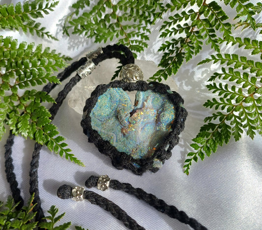 Aura Druzy Macrame