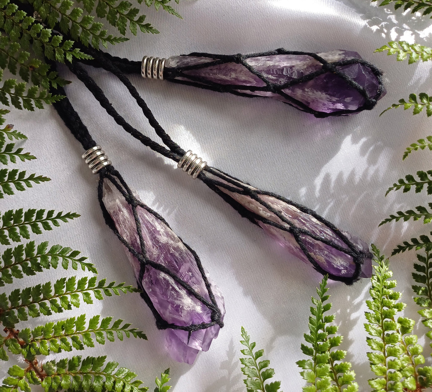 Amethyst 3 Point Macrame