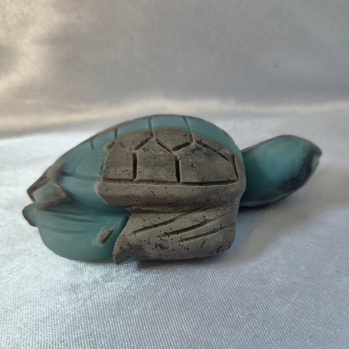 Cyan-Grey Calcite Turtle