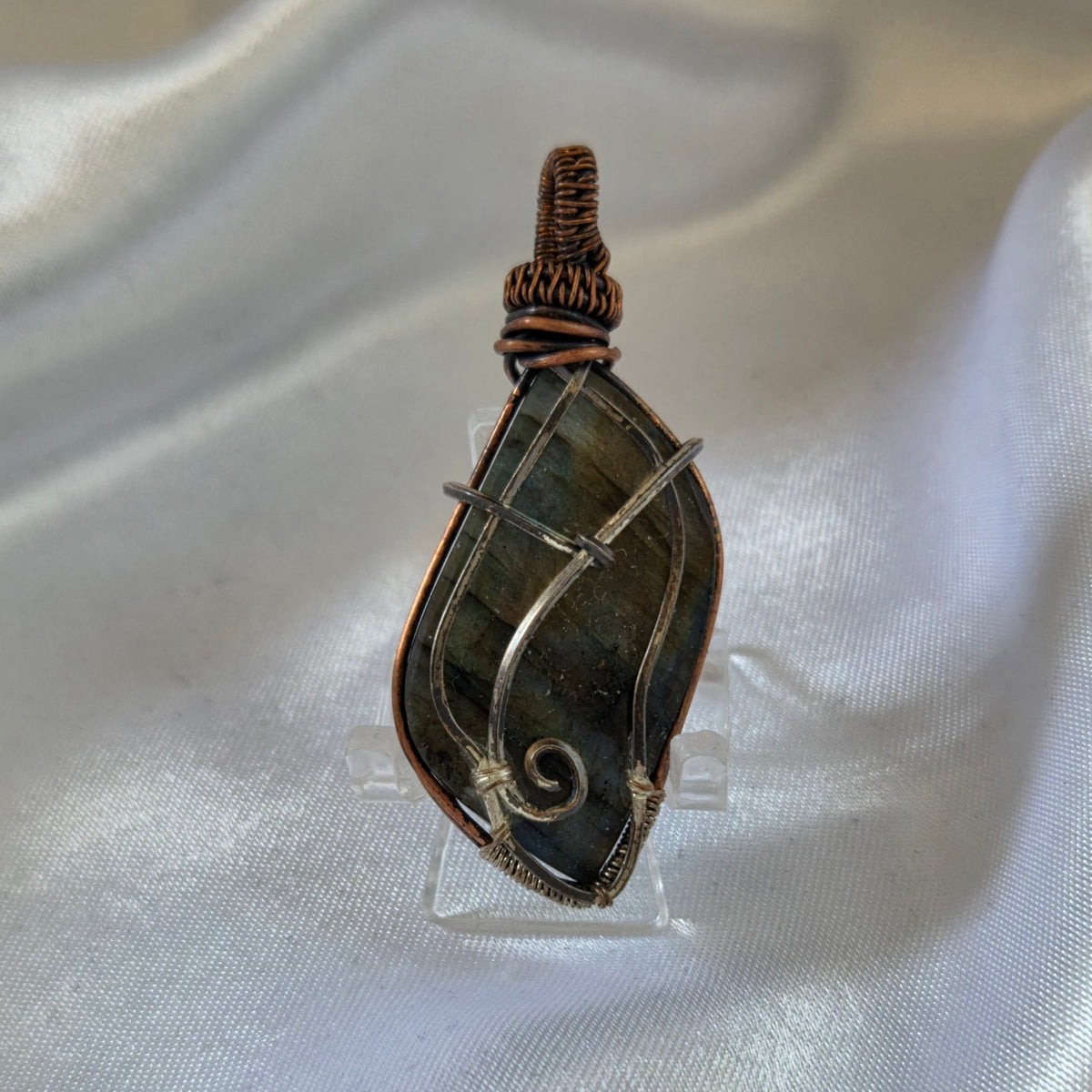 Labradorite Pendant