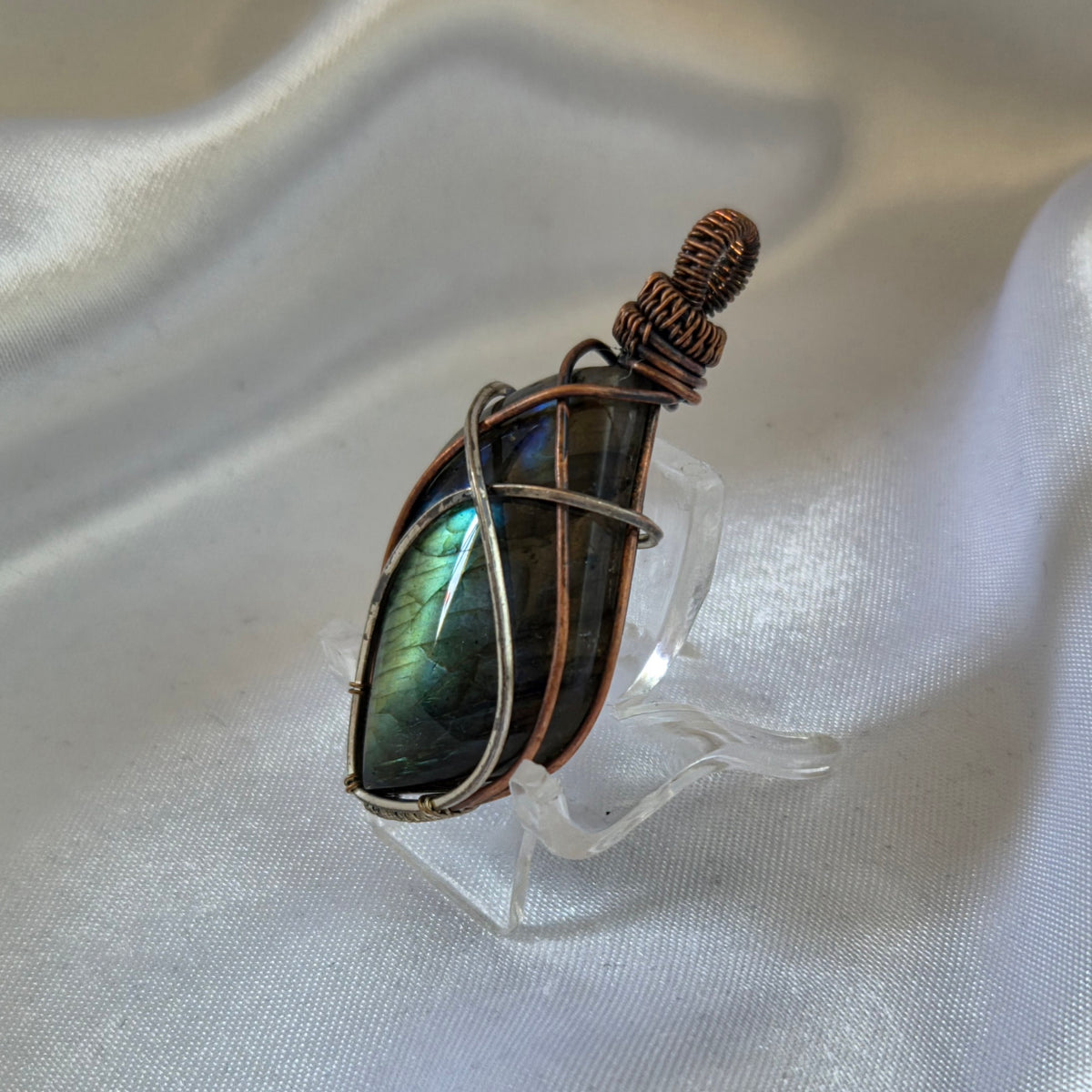 Labradorite Pendant