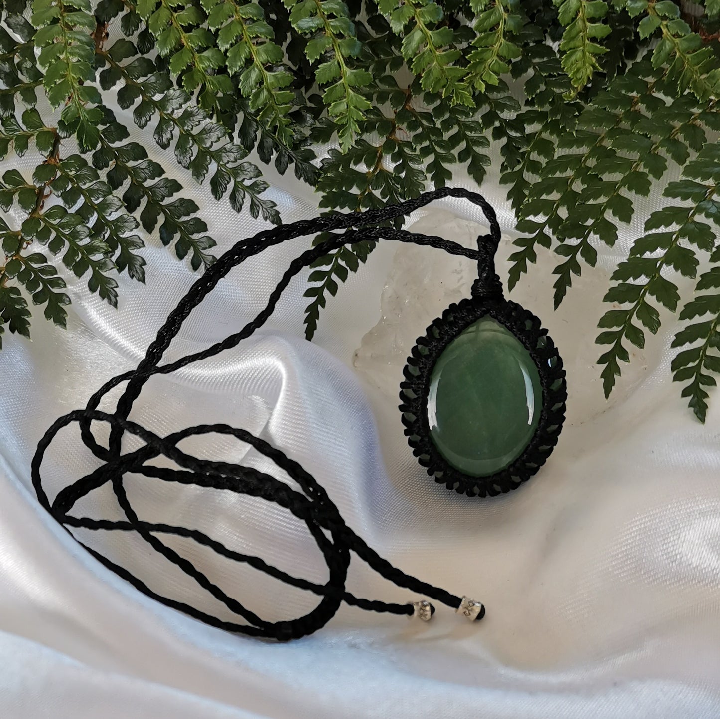Adventurine Macramé
